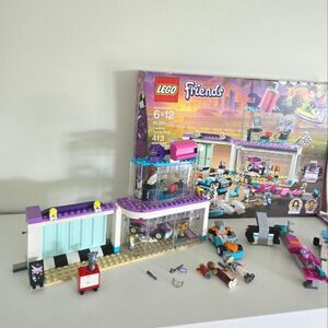 Lego friends creative tuning shop